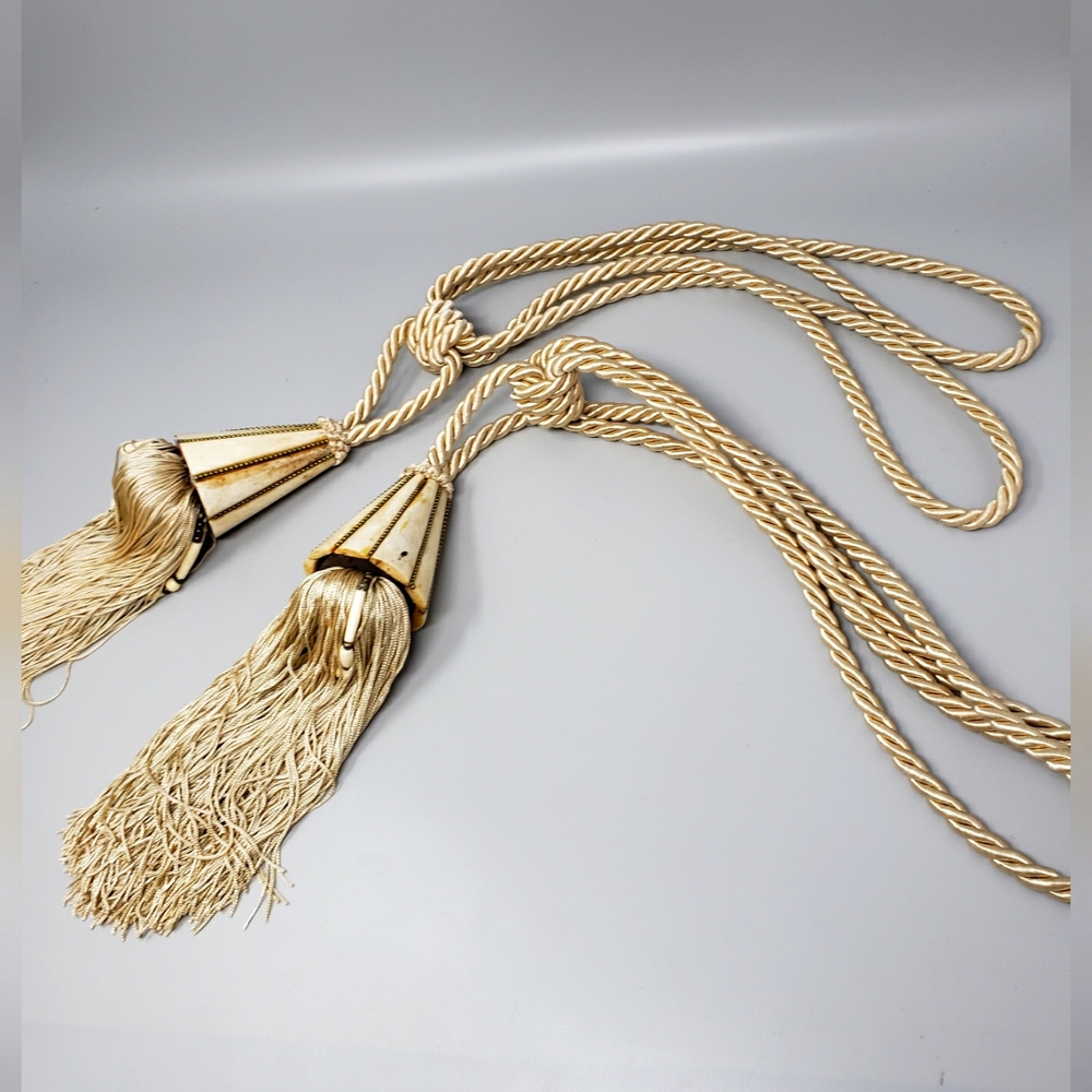 Set Of 2 Curtain TieBacks